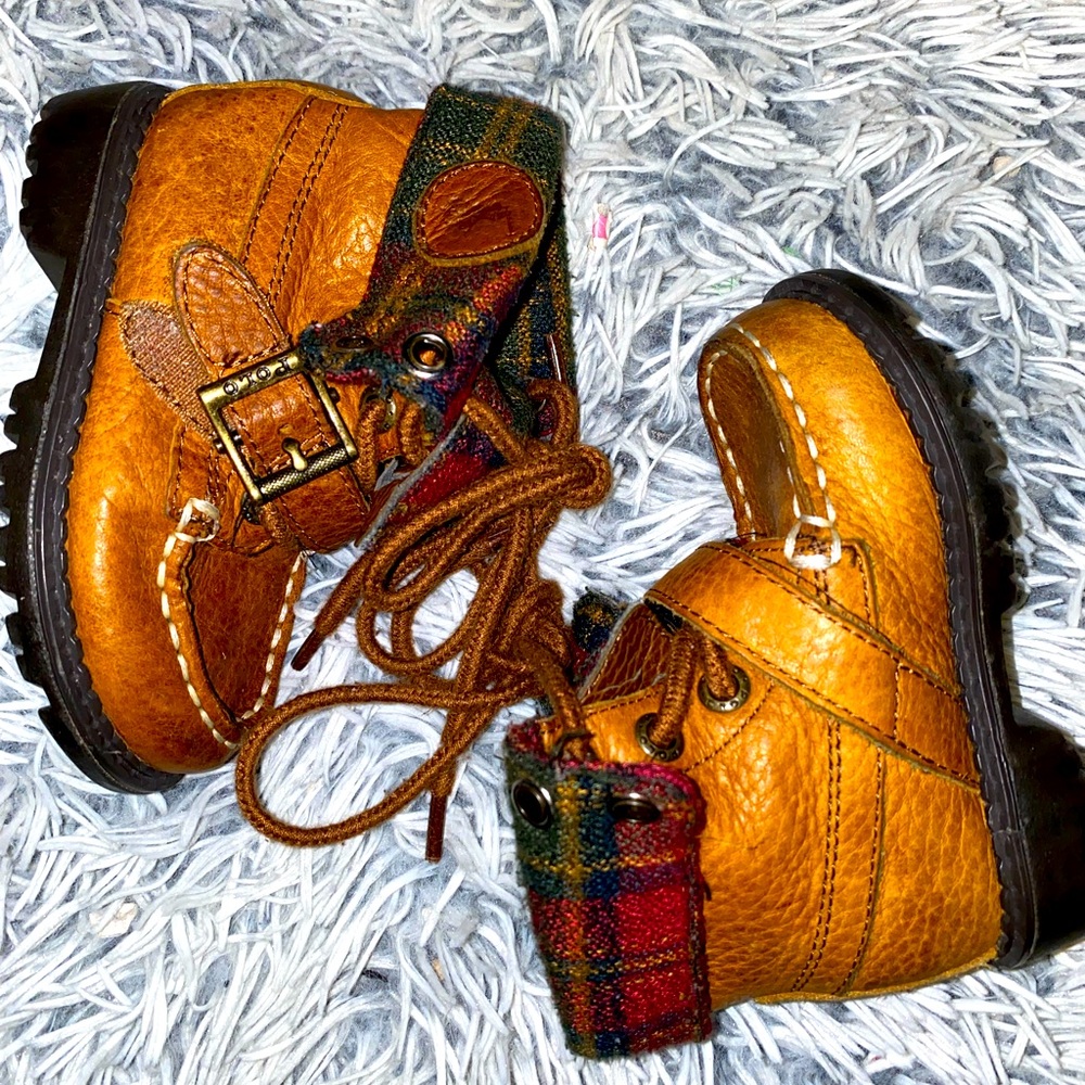 Baby polo boots